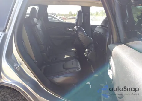 2014 Jeep Cherokee Trailhawk from USA, damaged, VIN 1C4PJMBS8EW180737